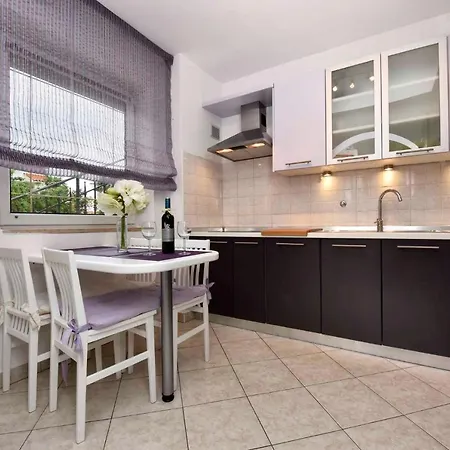 Apartment In - Istrien 40311