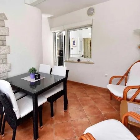 In - Istrien 40311 Apartment Porec